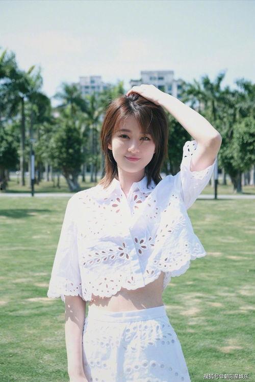 许多语儿吃瓜,网络热词背后的故事与影响