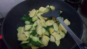 切瓜炒怎么吃,美味佳肴尽享其中